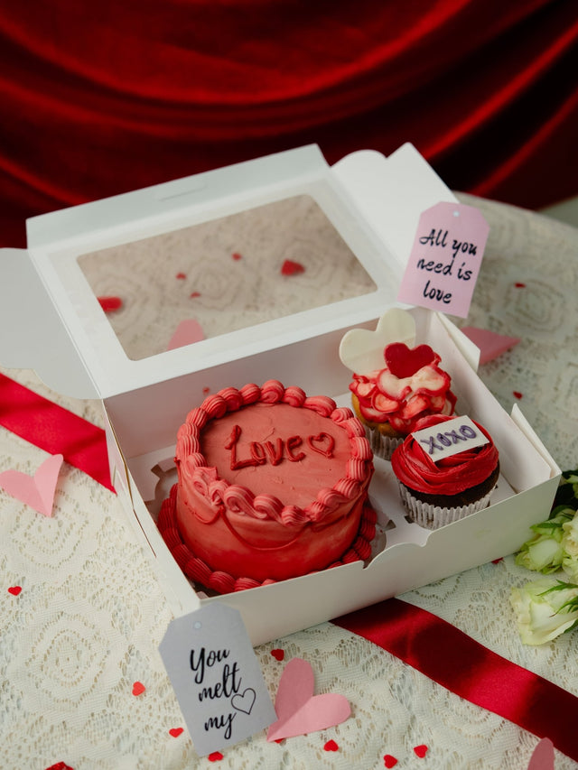 bento cake - whipped cream frosting; - BAEKRI